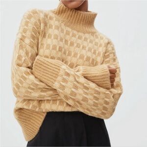 Everlane Cloud Alpaca Checkered Turtleneck in Golden Oak - Medium